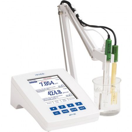 HI5521-02 настольный pH/EC-метр с цветным ЖК-дисплеем, 230V