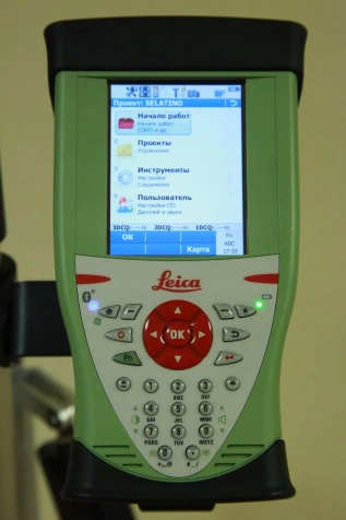 Полевой GPS/GNSS контроллер LEICA CS10 3.5G