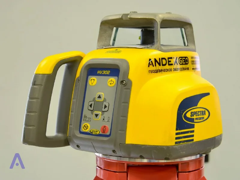 Лазерный нивелир Spectra Precision HV302