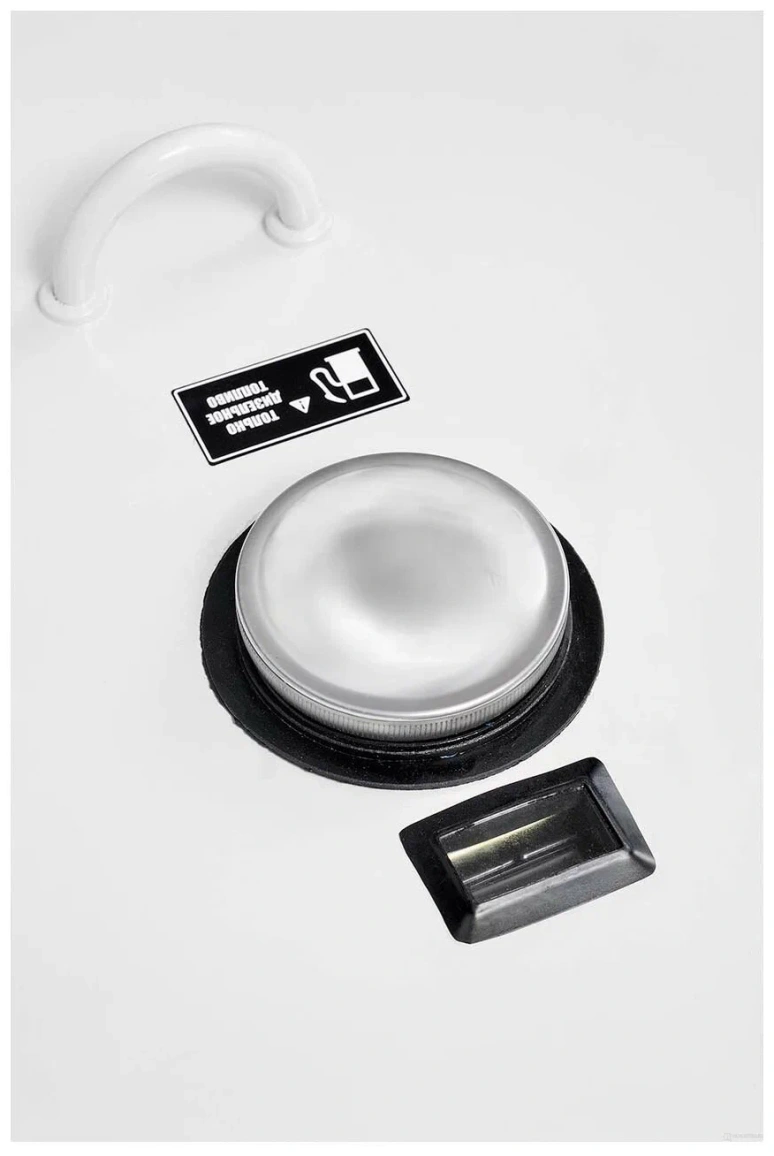 Дизельный генератор Hyundai DHY 8000SE-3 - 4