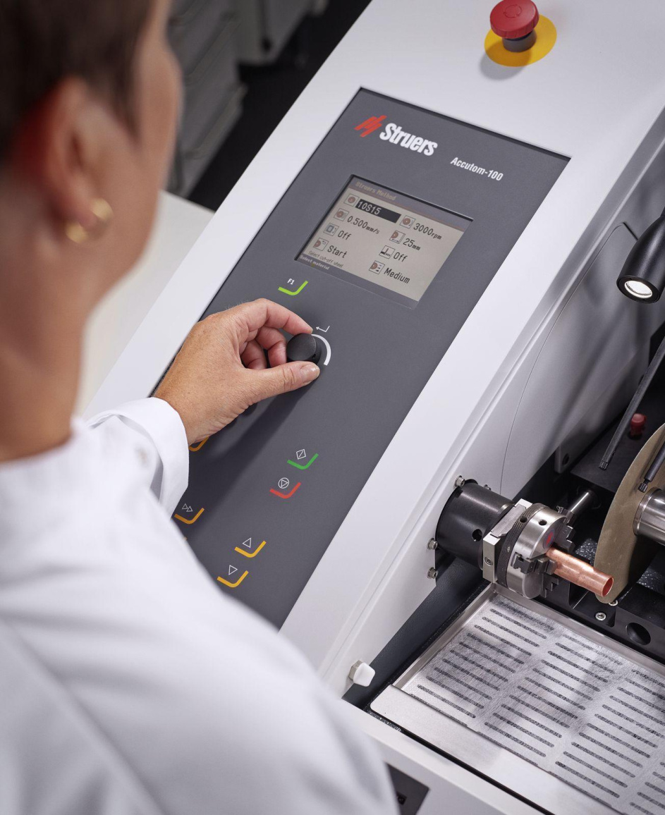 Отрезной станок Accutom-10 - 1