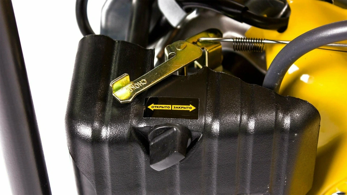 Бензиновый генератор Champion GG1000 - 3