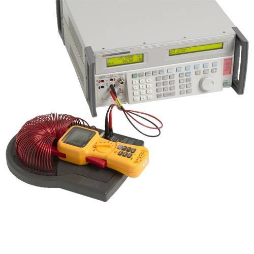 Калибратор для нескольких приборов Fluke 5502E 240 - 1
