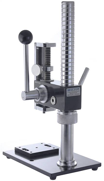 МЕГЕОН 03000A Испытательный стенд - 1