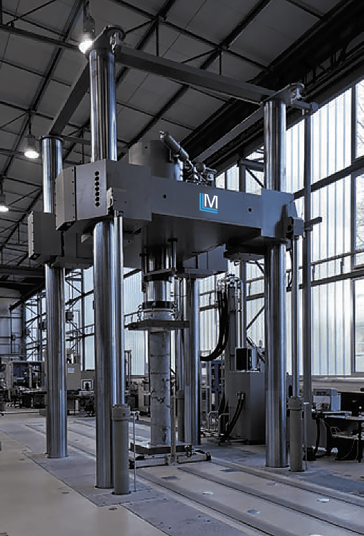 Динамические портальные стенды